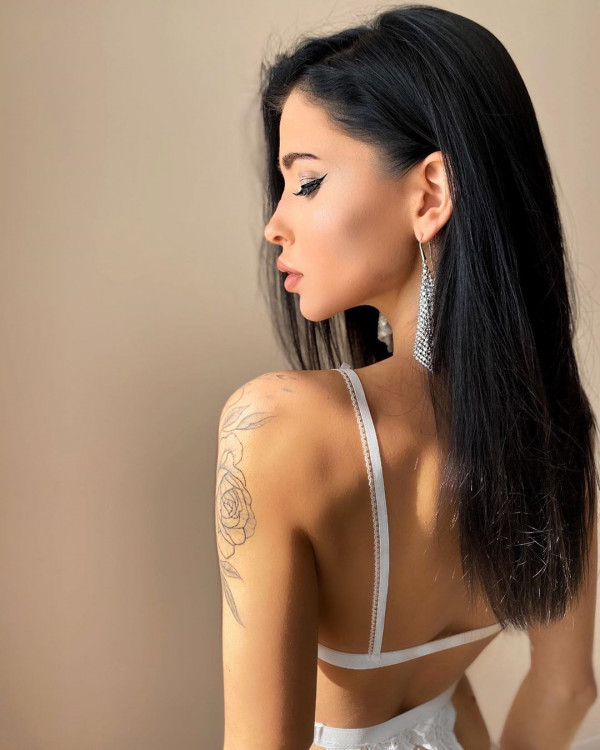 Daryna singles dating world